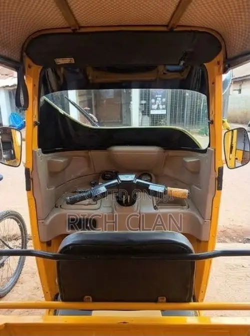 Bajaj RE 2023 Yellow