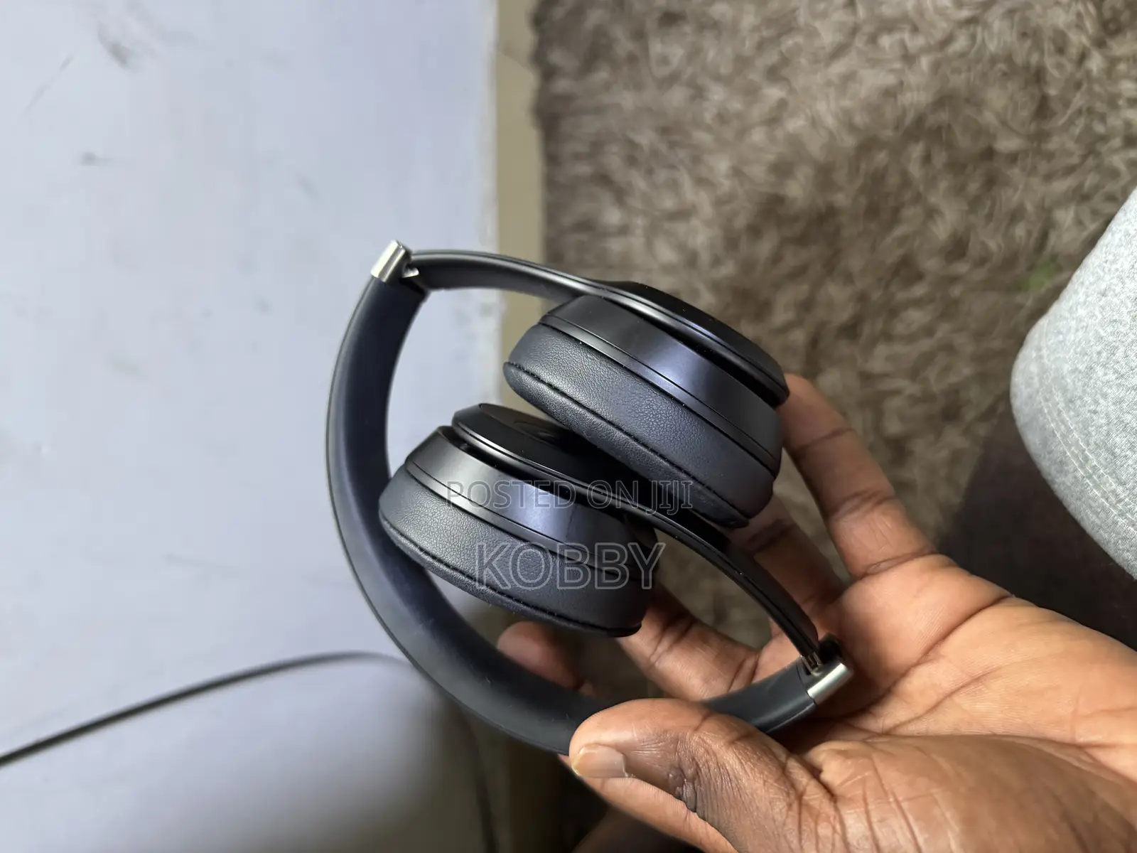 Beats Solo 4 by Beats by Dre