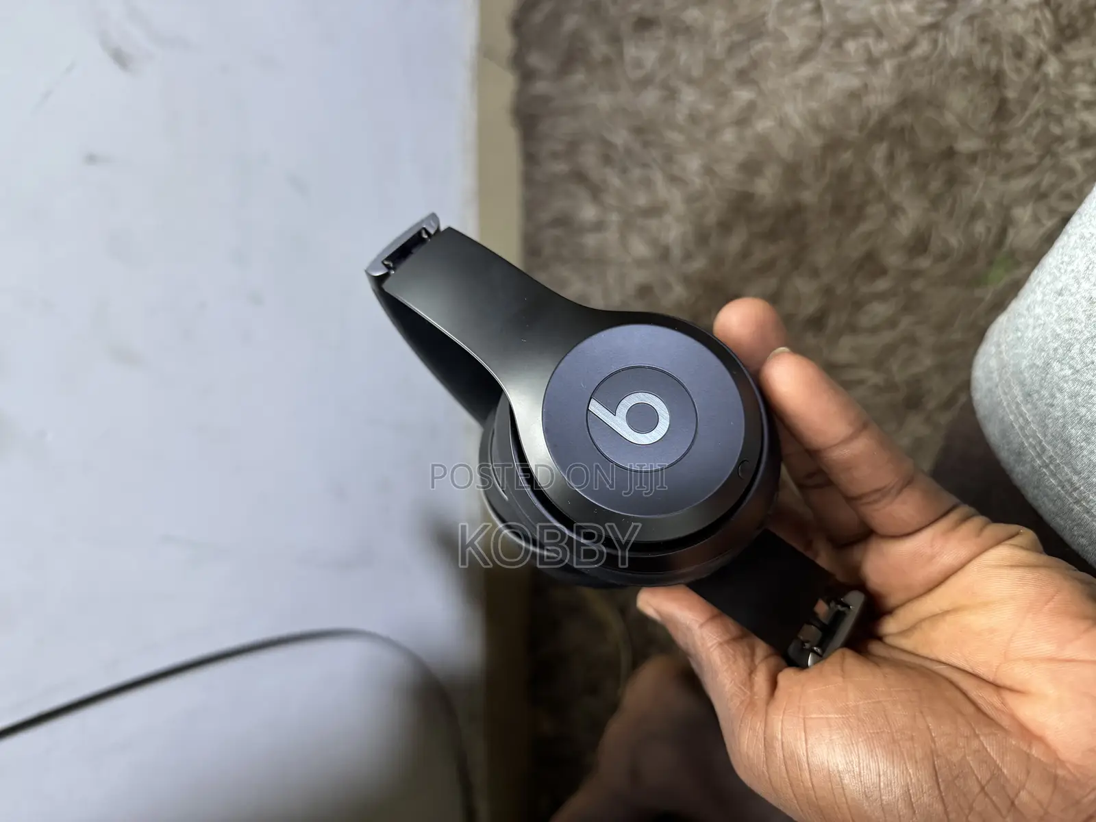 Beats Solo 4 by Beats by Dre