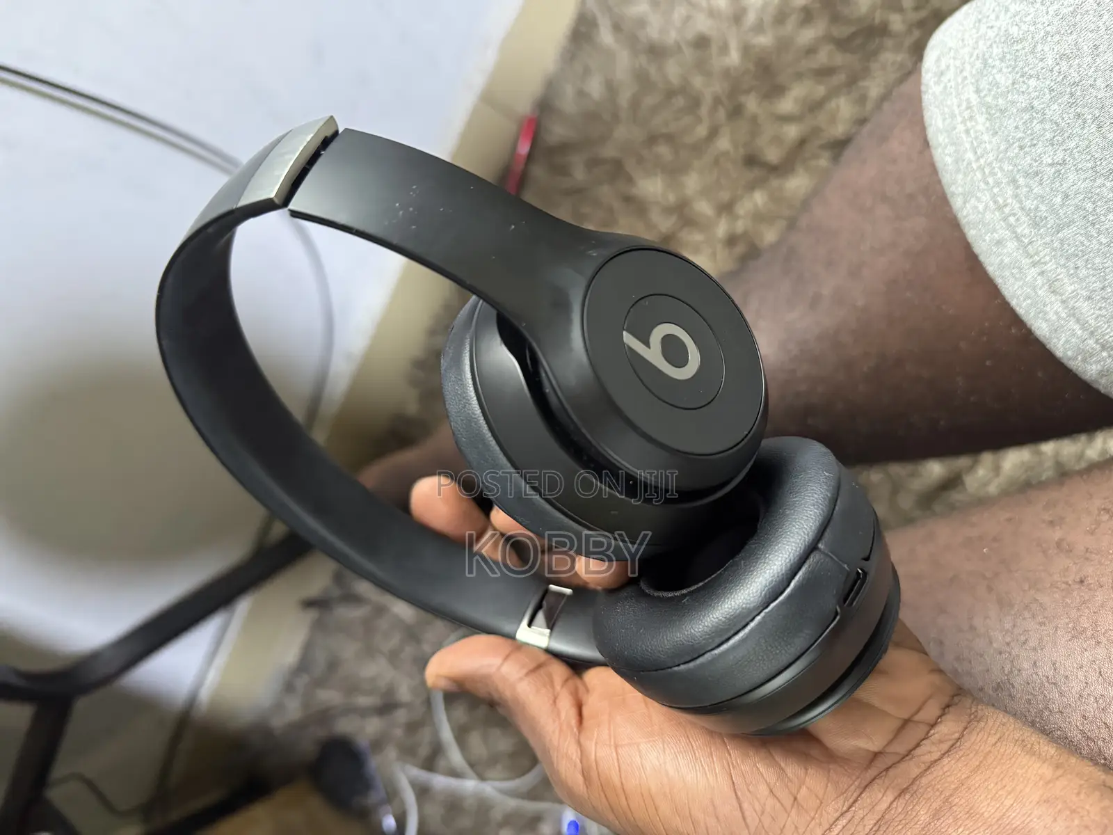 Beats Solo 4 by Beats by Dre