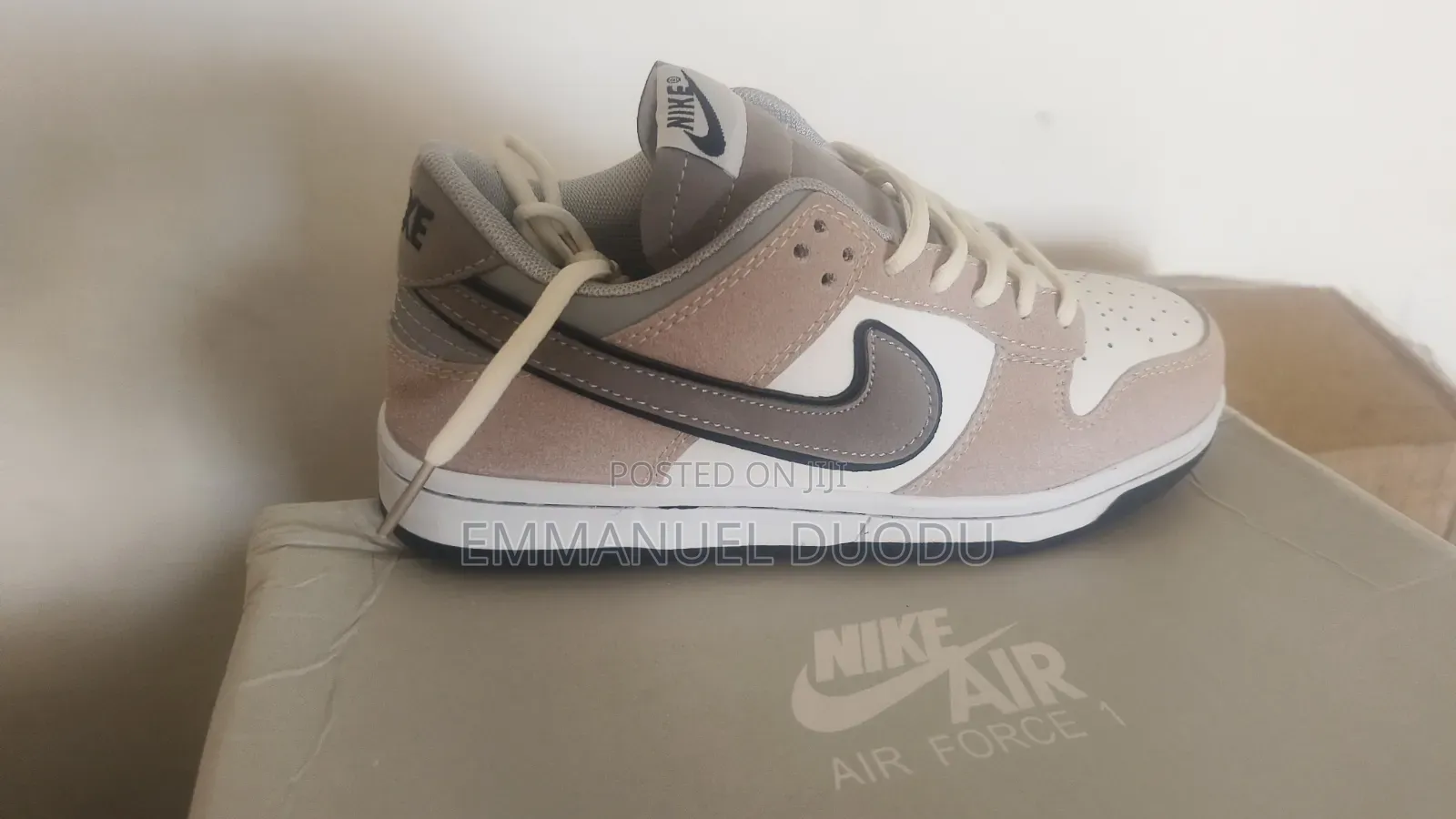 Nike Kicks