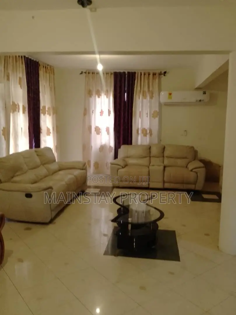 9bdrm House in Mainstay Estates, Nungua for rent