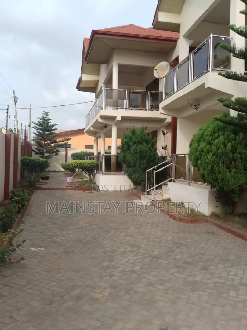 9bdrm House in Mainstay Estates, Nungua for rent