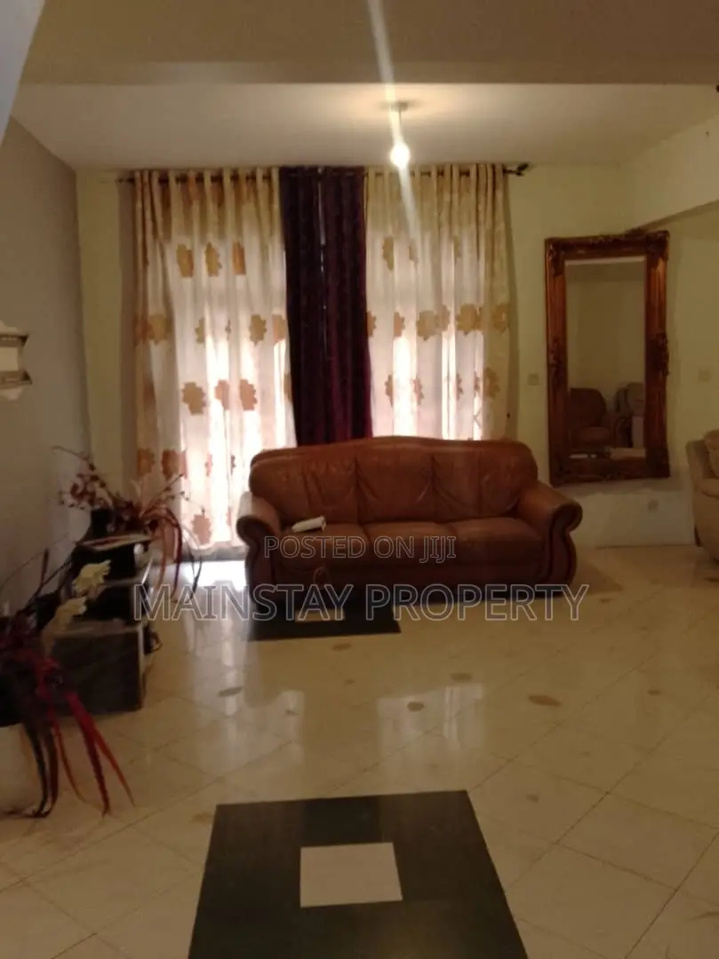 9bdrm House in Mainstay Estates, Nungua for rent