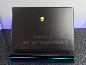 Laptop Alienware M16 R1 32GB Intel Core i9 SSD 1T