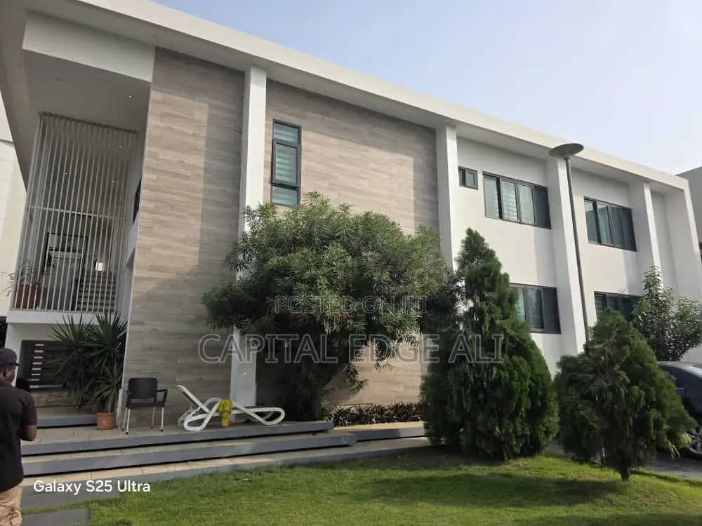 Furnished 3bdrm Apartment in Airport Residential Area for rent