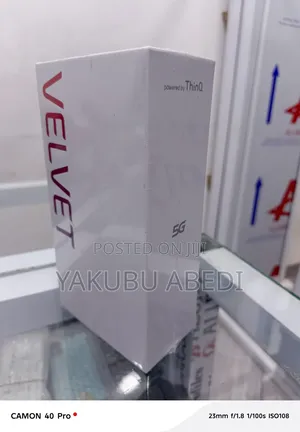 New LG Velvet 128 GB Black