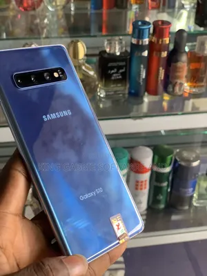 Samsung Galaxy S10 128 GB Blue