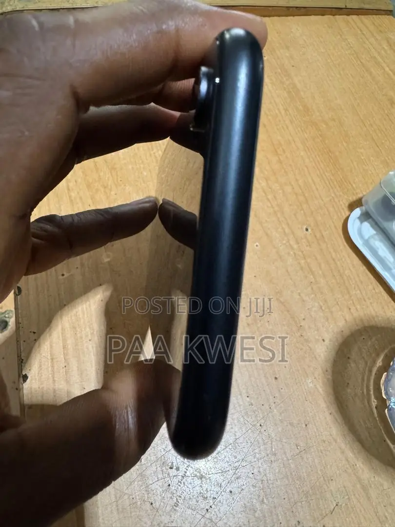 Apple iPhone XR 128 GB Black