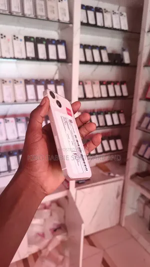 Apple iPhone 13 256 GB White
