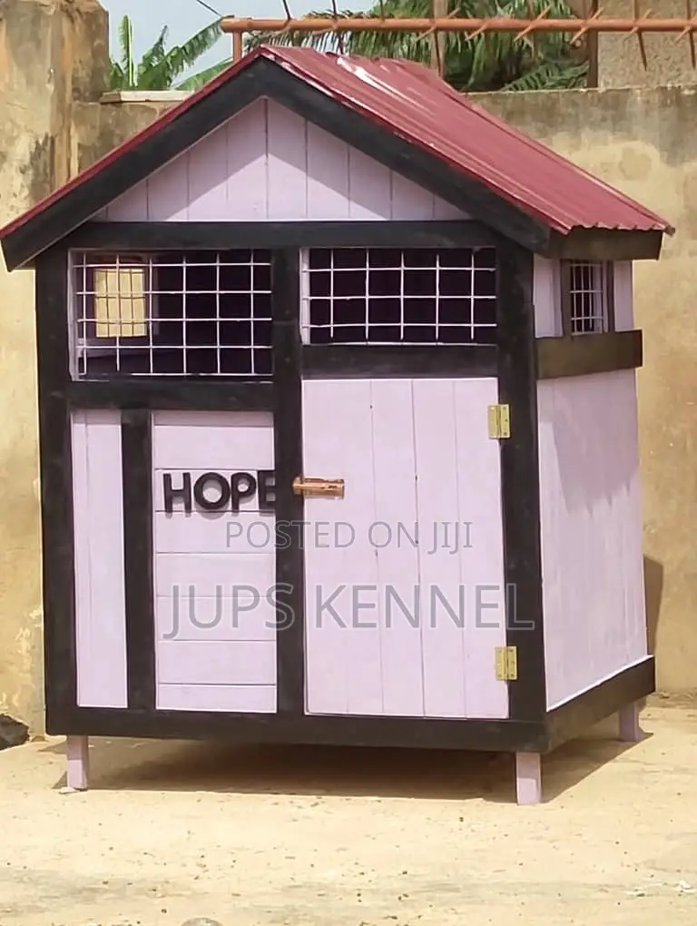 Wooden (Pallet) Kennel/ Cage