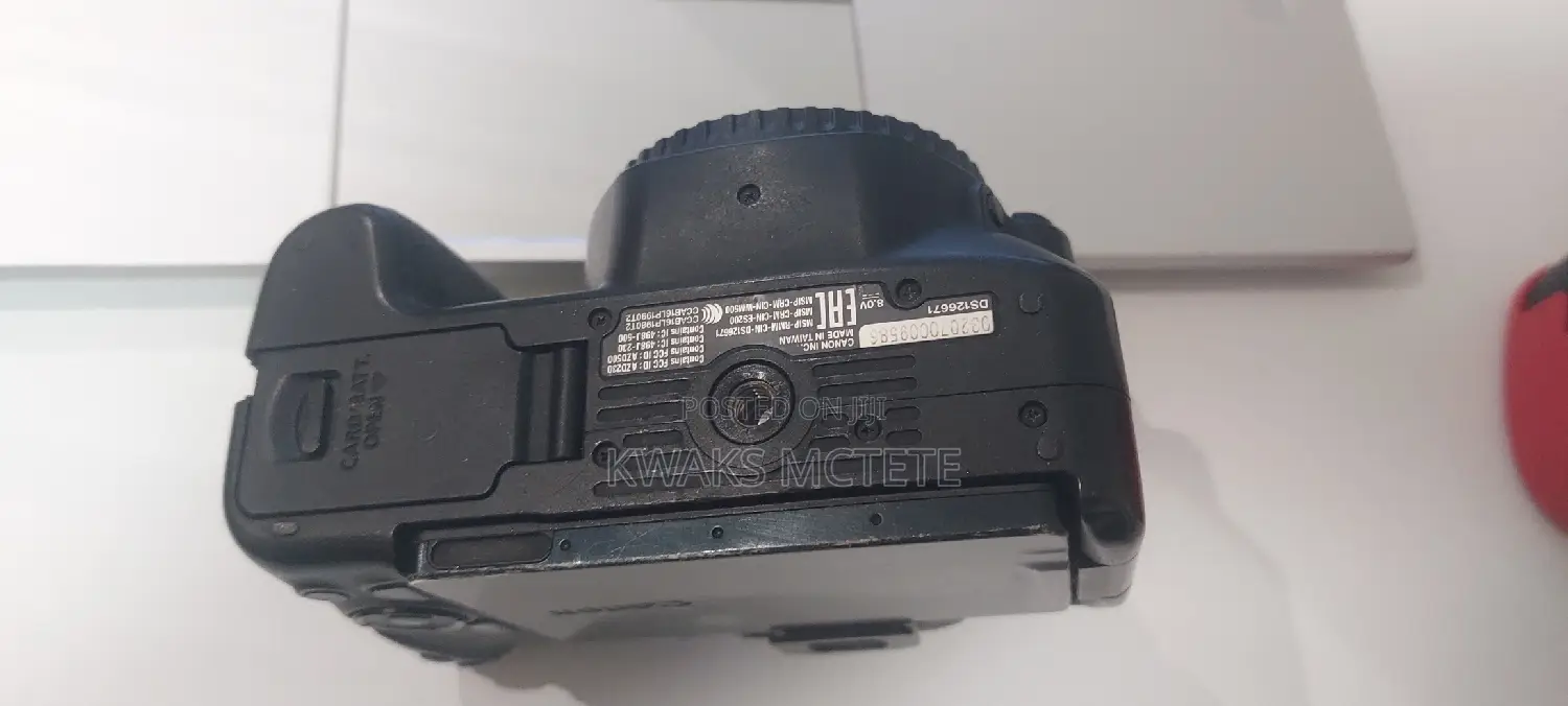 Canon Sl2( 200d)