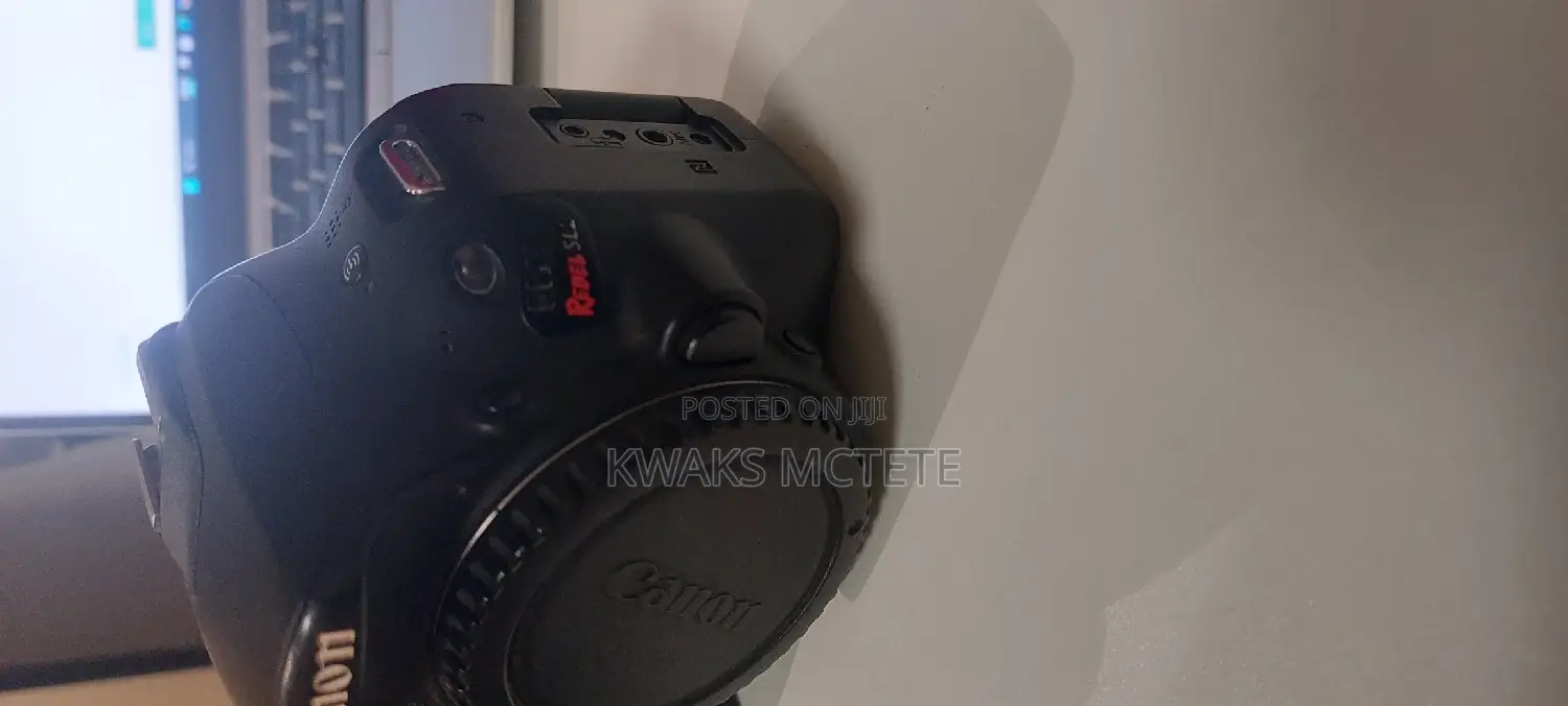 Canon Sl2( 200d)