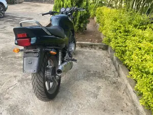 Honda CB 2002 Green