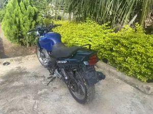 Honda CB 2002 Green