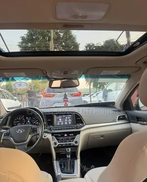 Hyundai Elantra Value Edition 2018 Red