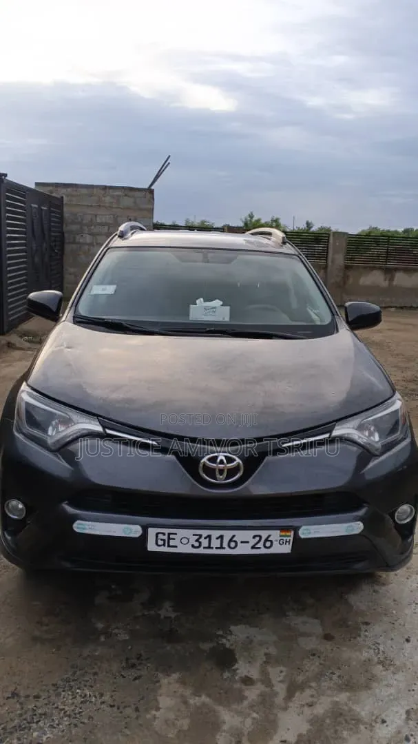 Toyota RAV4 2016 Gray