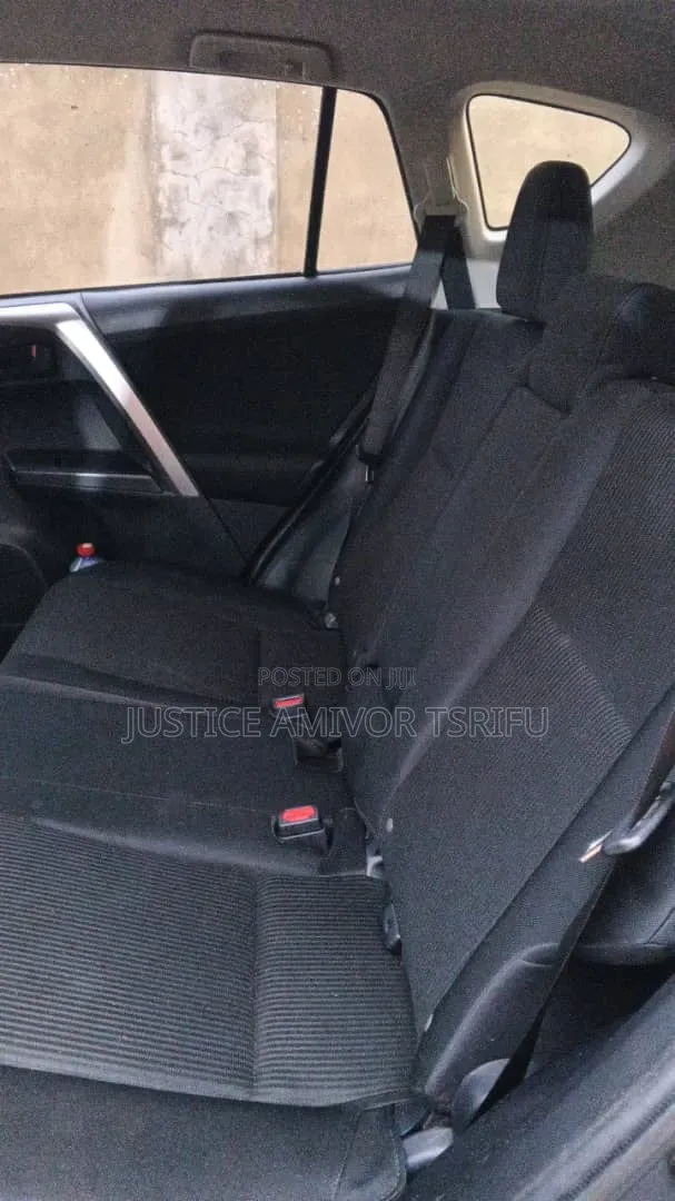 Toyota RAV4 2016 Gray