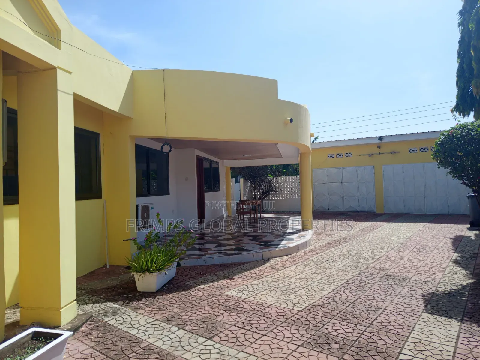 5bdrm House in North Kaneshie for sale