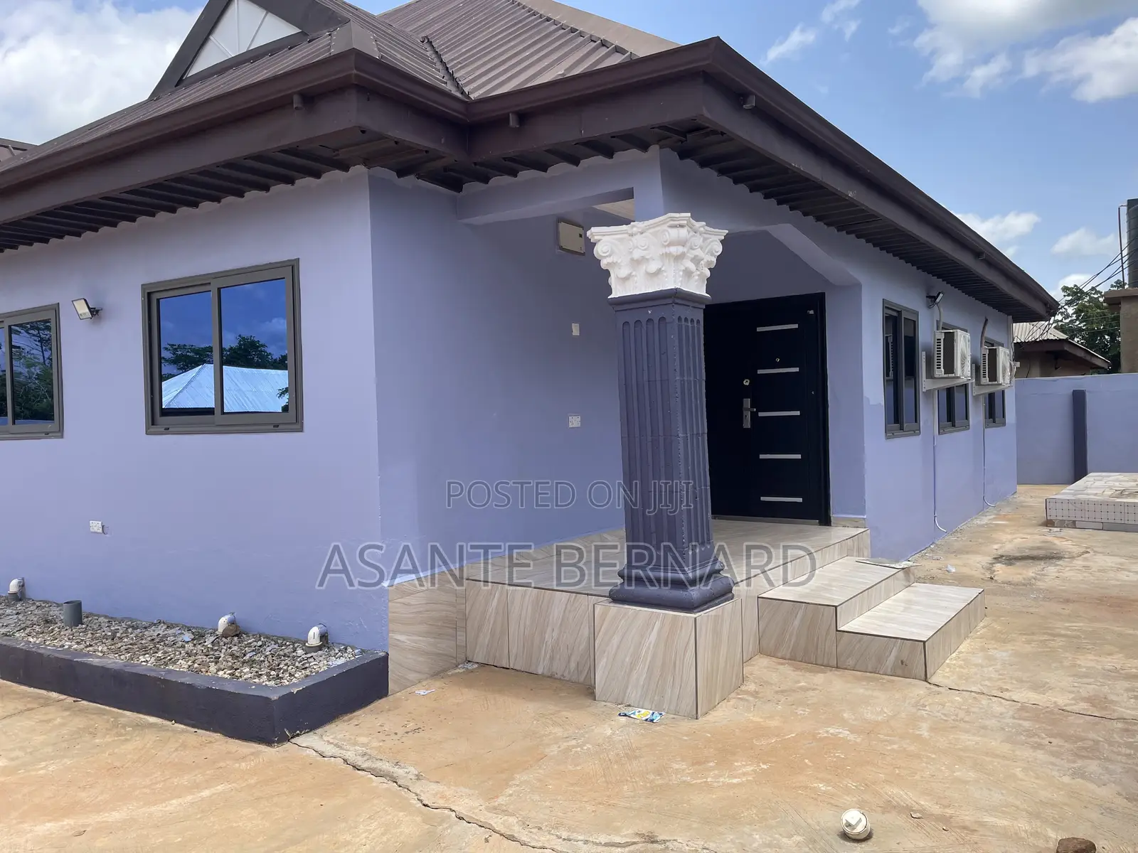 4bdrm Apartment in Nkrankrom, Sunyani West for rent