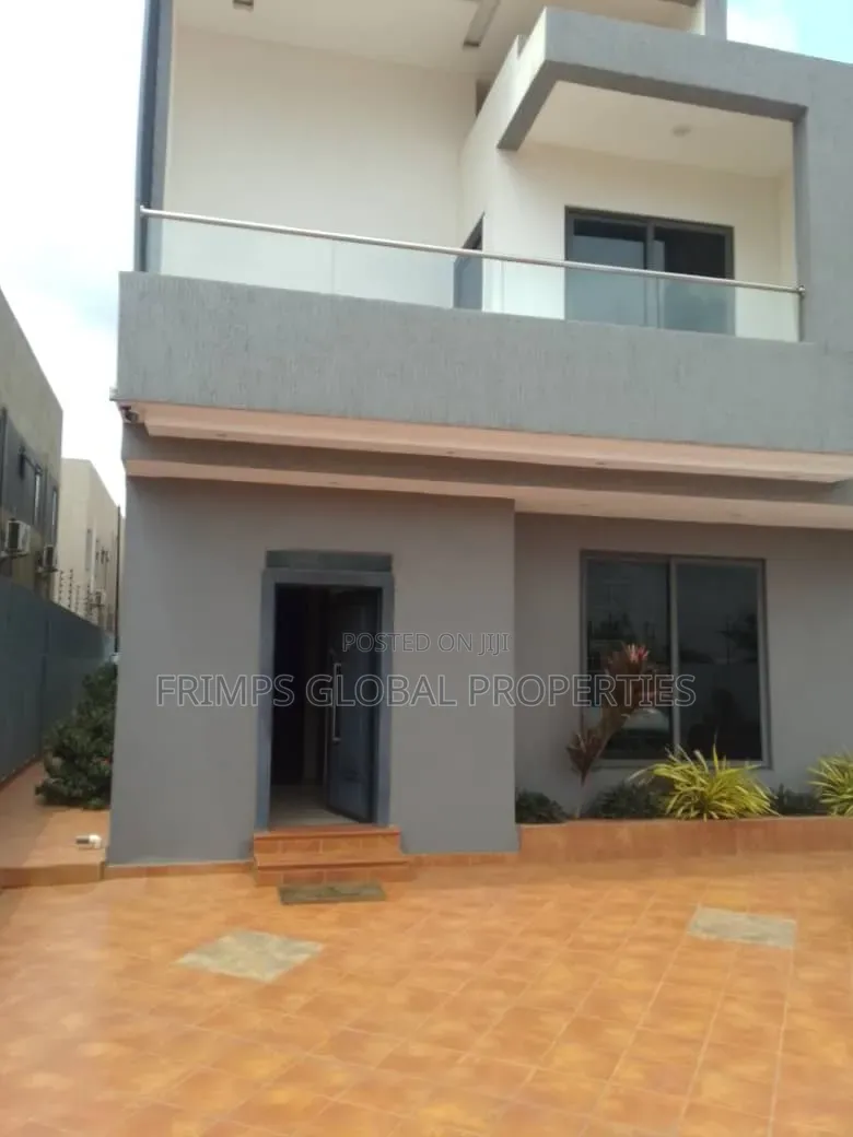 Furnished 4bdrm House in Accra Metropolitan for sale
