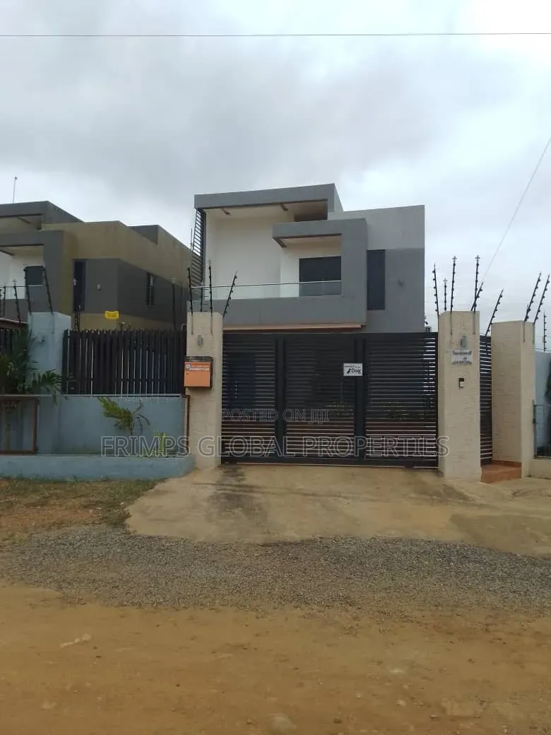 Furnished 4bdrm House in Accra Metropolitan for sale