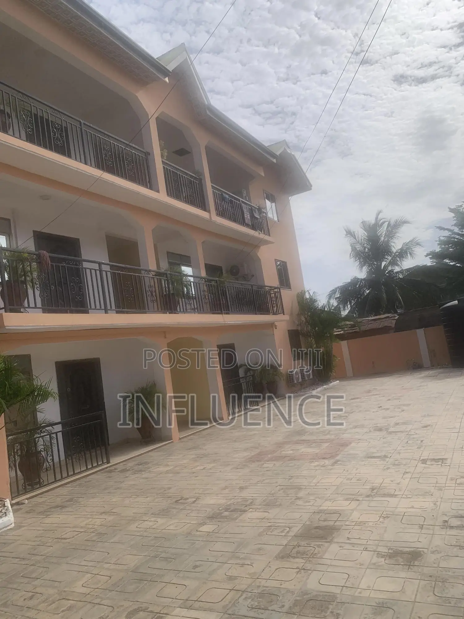2bdrm Apartment in East Legon for rent