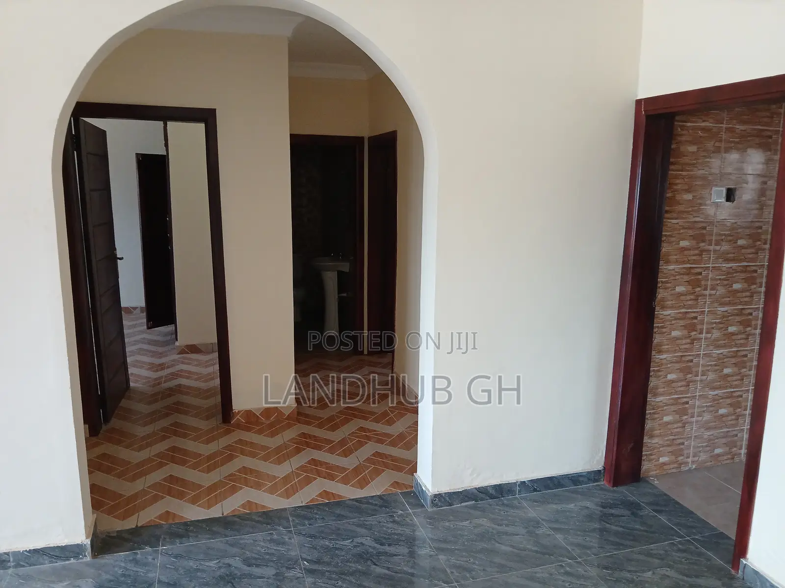 2bdrm Apartment in Oyarifa Mall Area for rent