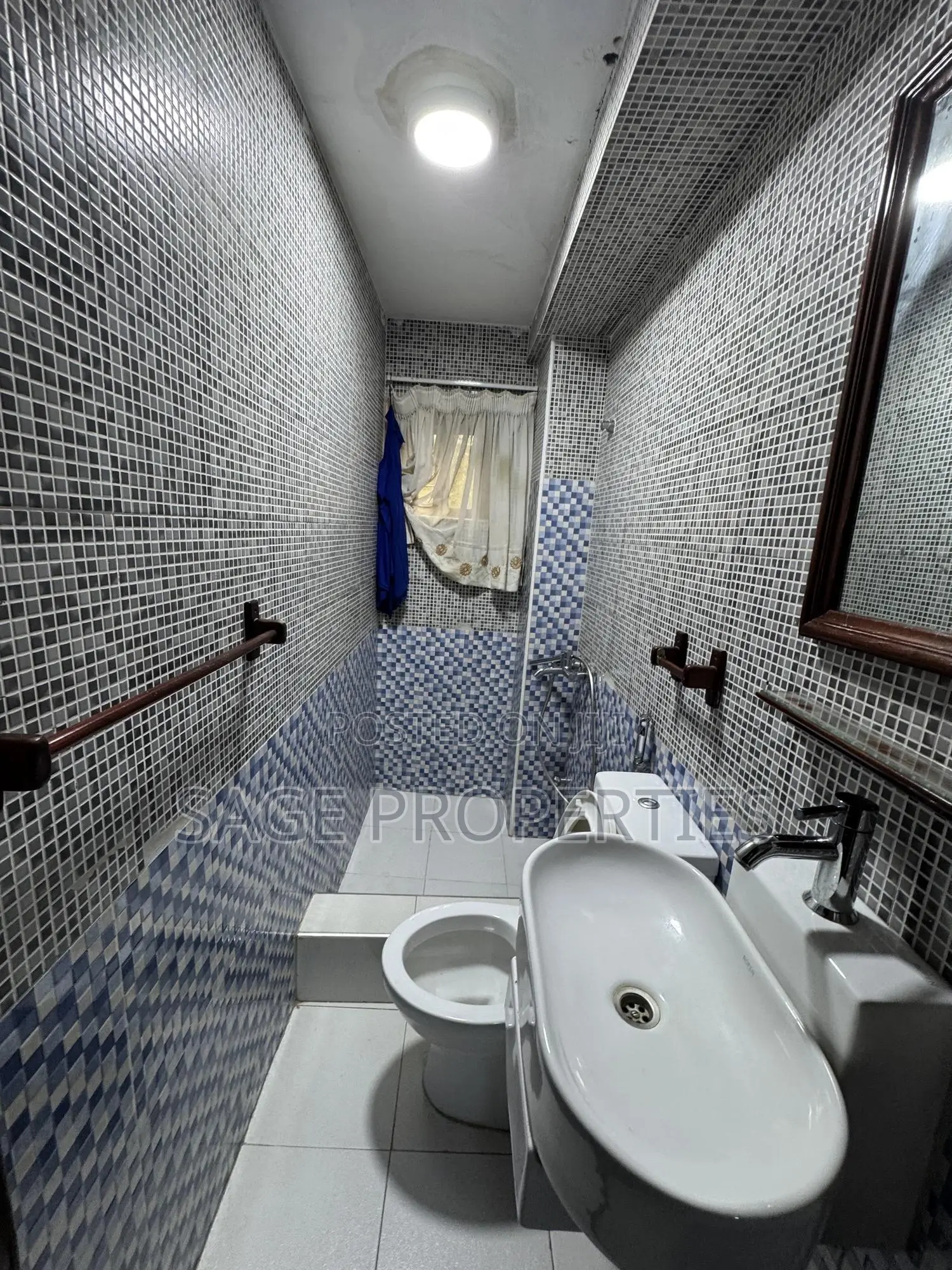 2bdrm Apartment in American House for rent