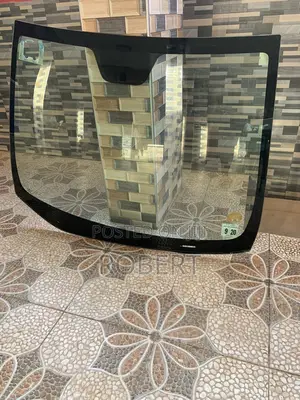 Elantra Windscreen