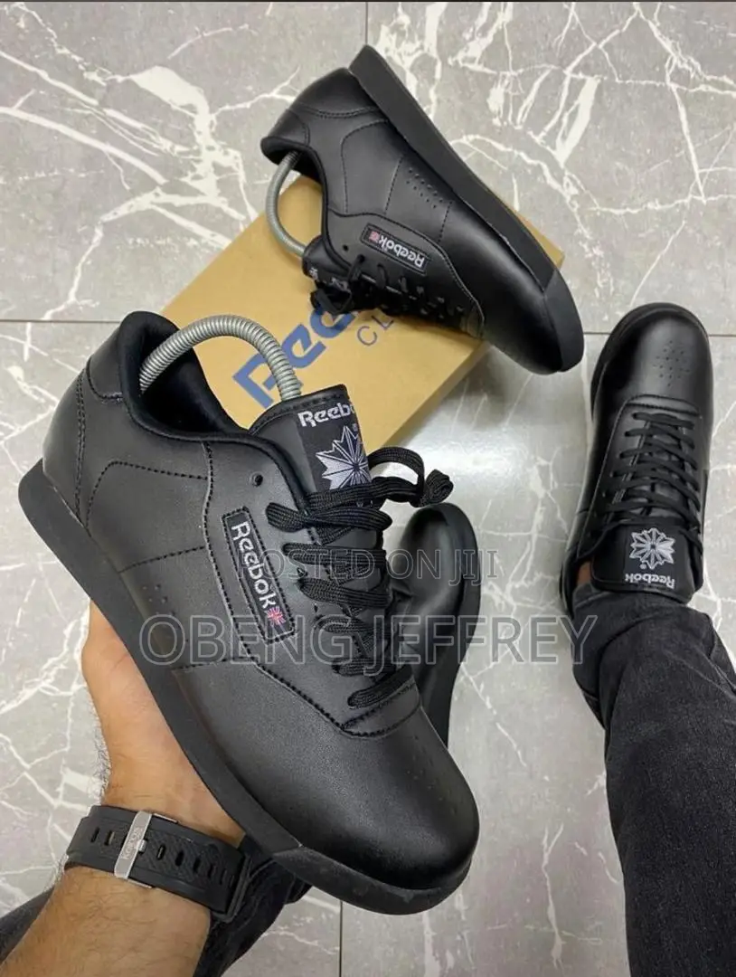 Original Reebok Princess All Black