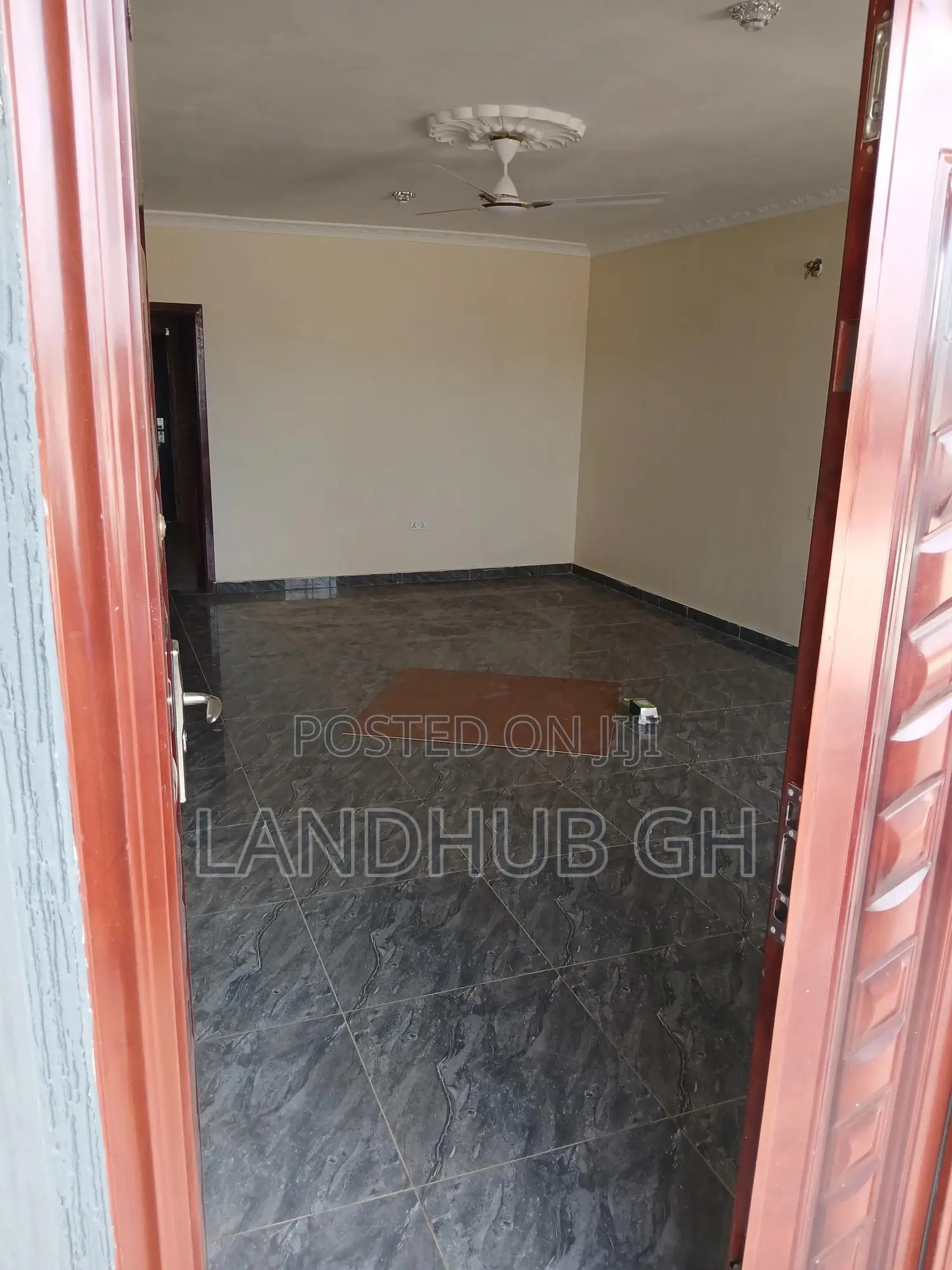2bdrm Apartment in Oyarifa Mall Area for rent