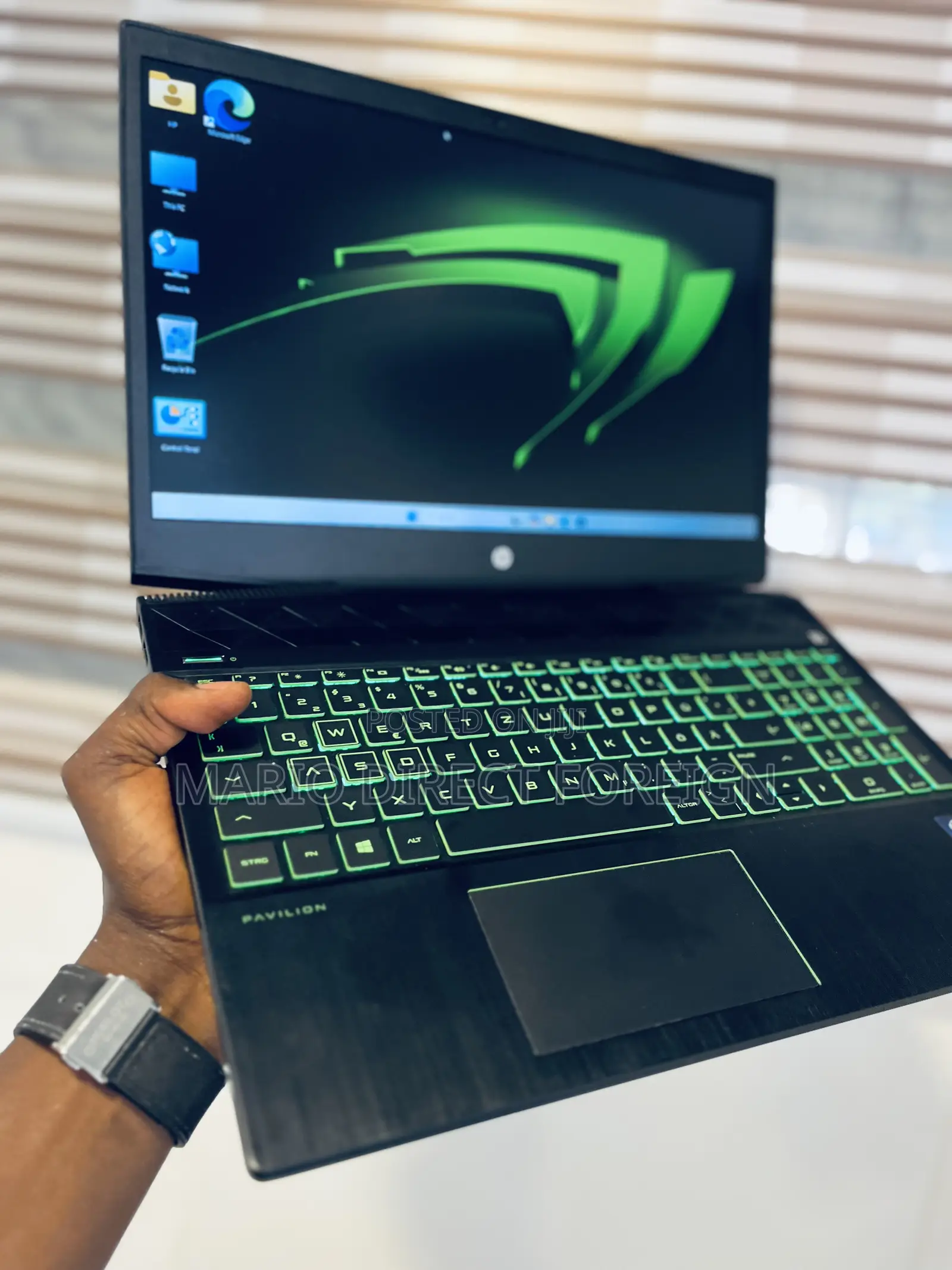 Laptop HP Pavilion Gaming Laptop 15-dk2xxx 16GB Intel Core i5 SSD 512GB