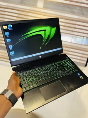Laptop HP Pavilion Gaming Laptop 15-dk2xxx 16GB Intel Core i5 SSD 512GB