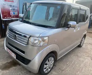 Honda N-Box 2018 Silver