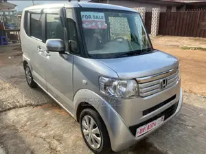 Honda N-Box 2018 Silver