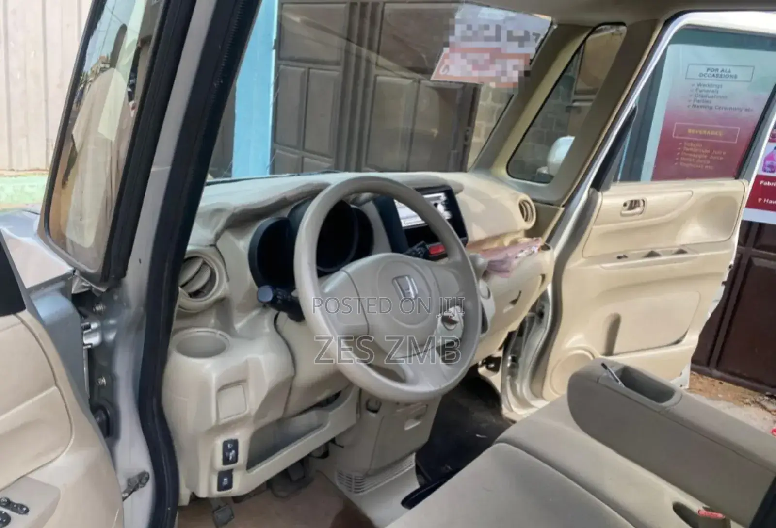 Honda N-Box 2018 Silver