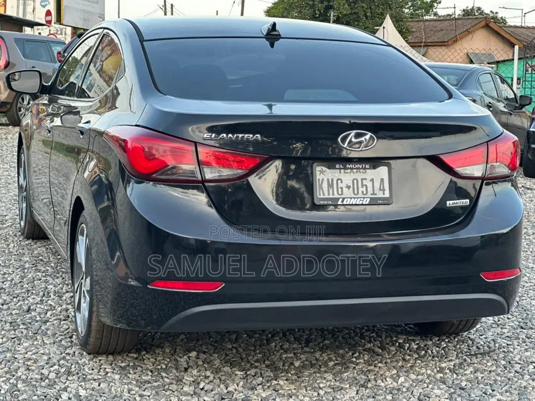 Hyundai Elantra 2016 Black