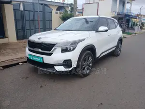 Kia Seltos 1.6 CRDi 2021 White