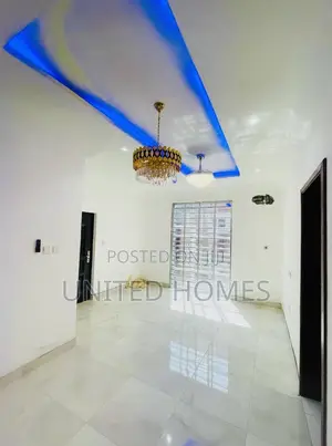 5bdrm House in Achimota for sale