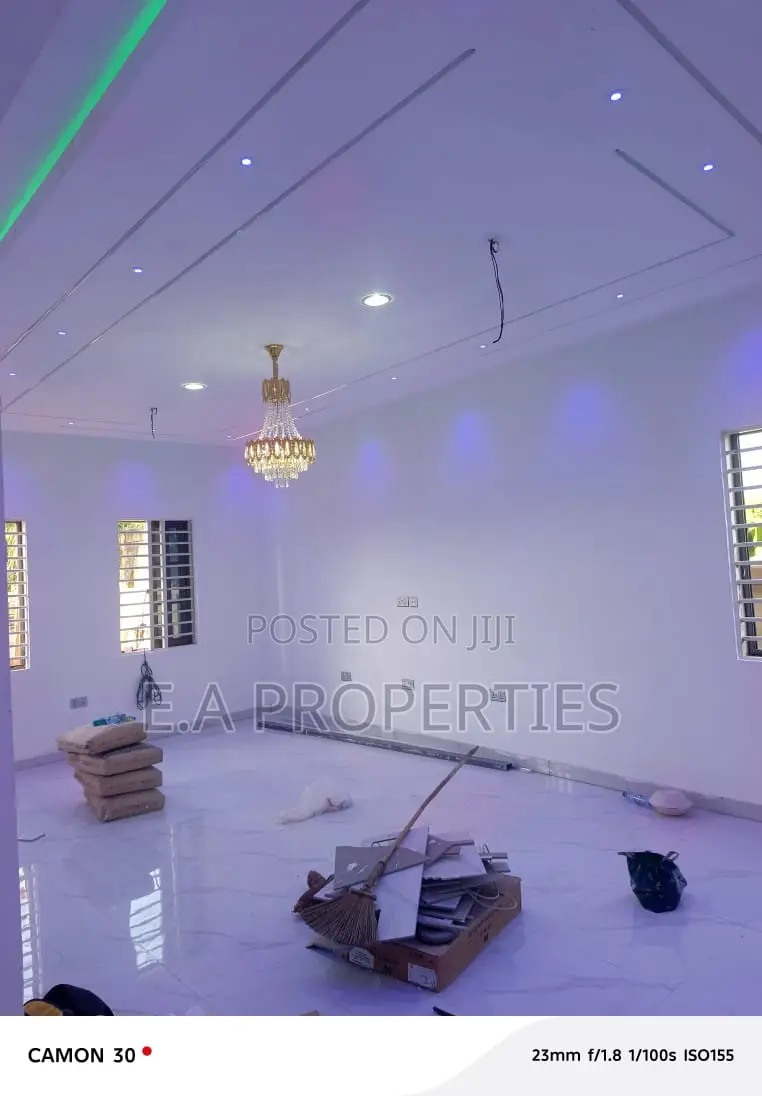 4bdrm House in Ea Properties, Frafraha for sale