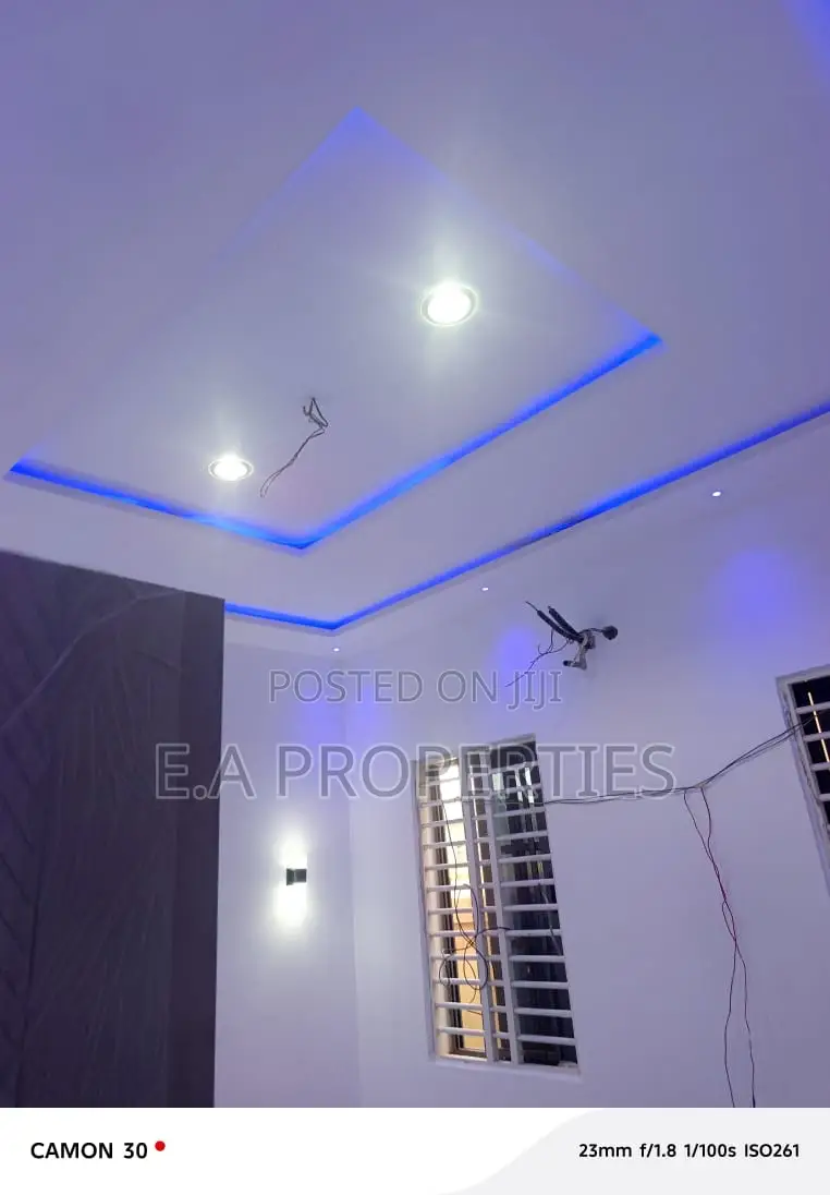 4bdrm House in Ea Properties, Frafraha for sale