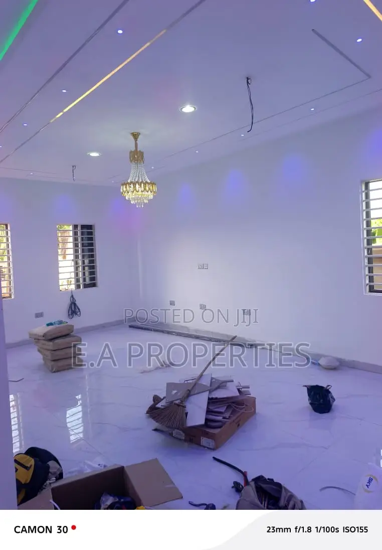 4bdrm House in Ea Properties, Frafraha for sale