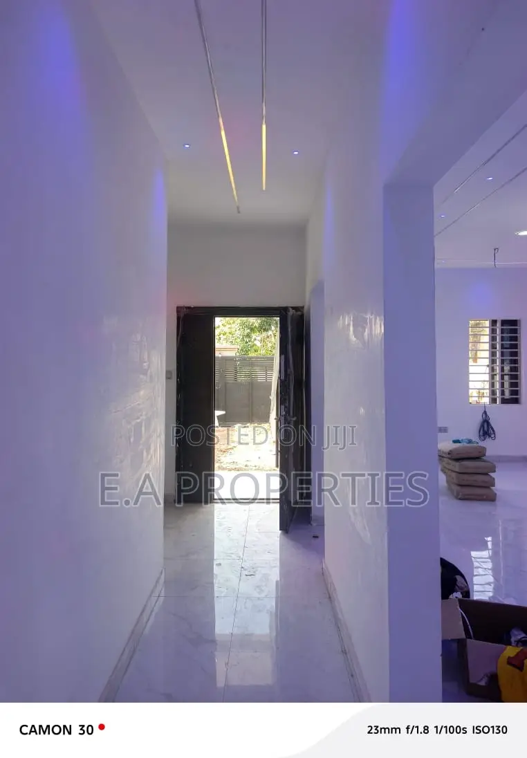 4bdrm House in Ea Properties, Frafraha for sale