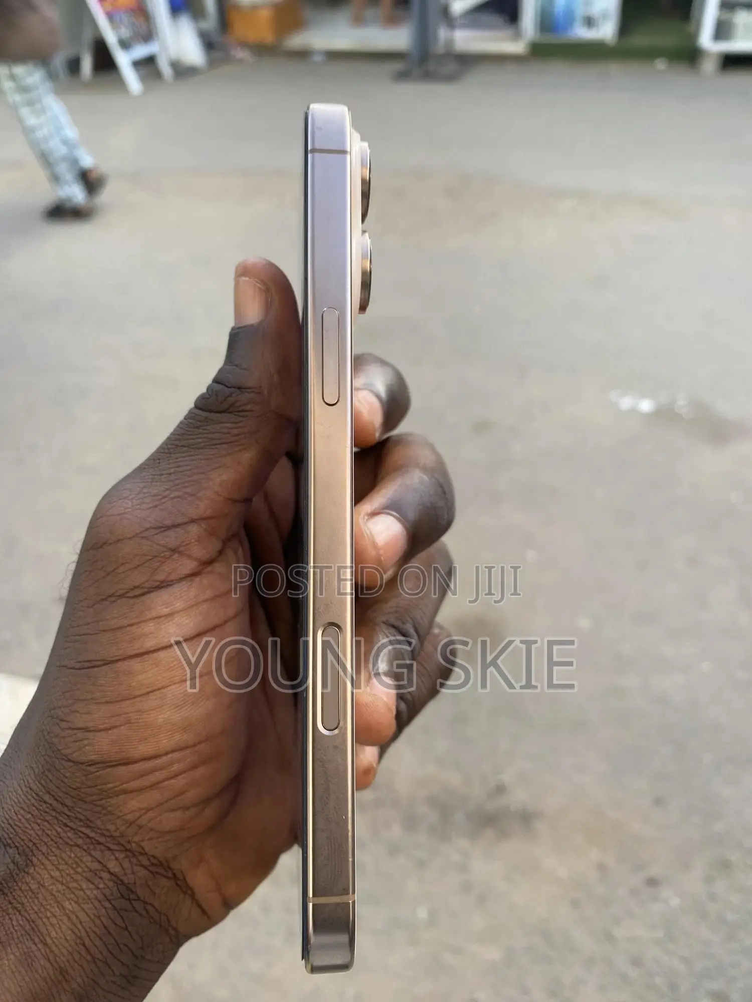 Apple iPhone 16 Pro Max 256 GB Gold