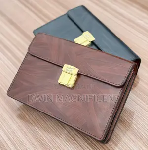 Montblanc Push-Lock Leather Men's Clutch Bags
