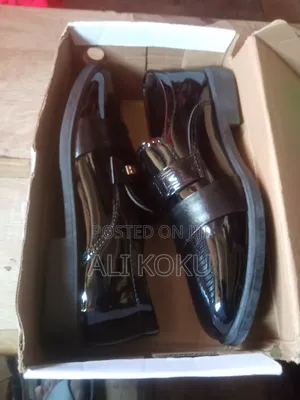 Brand S Shoe Brown Color and Black