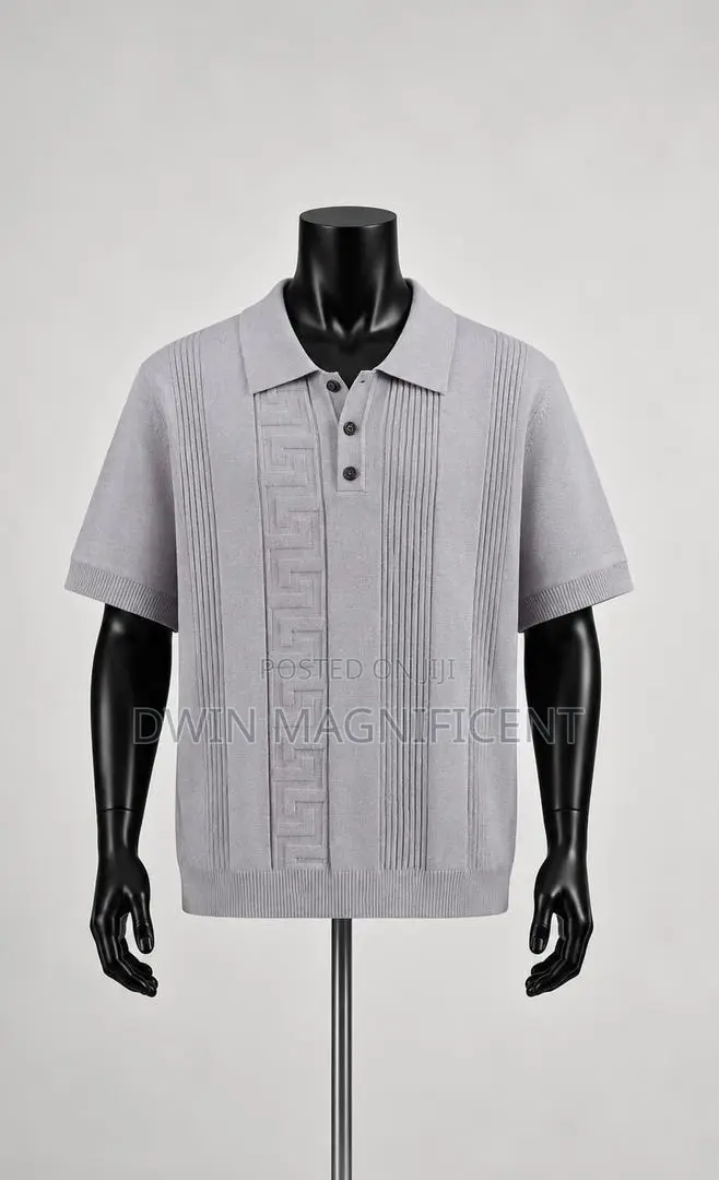 Knit Polo Shirt With a Zip Collar