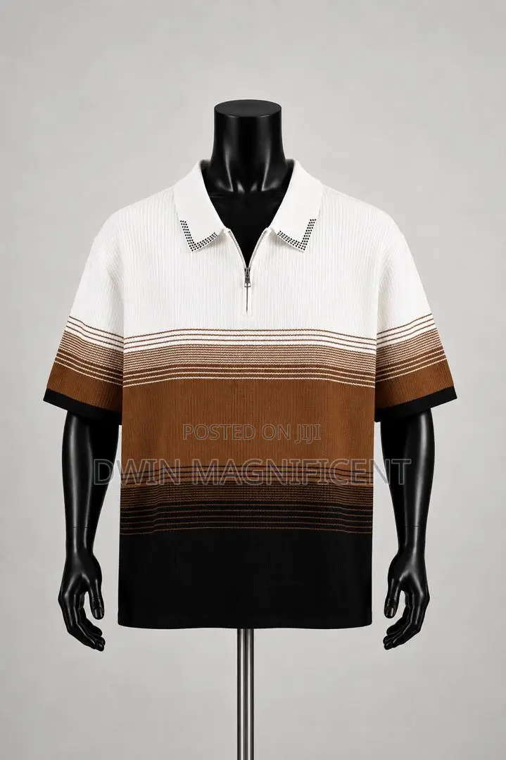 Knit Polo Shirt With a Zip Collar