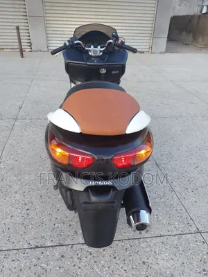 Honda Forza 2015